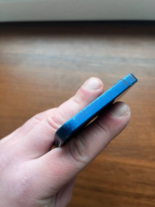 Iphone 12 64gb Blue passcod