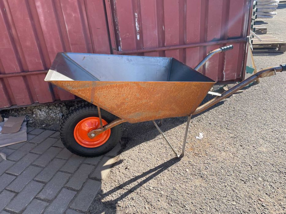 Taczka ogrodowa budowlana spawana HIGHER 120 L 210 kg II Gatunek