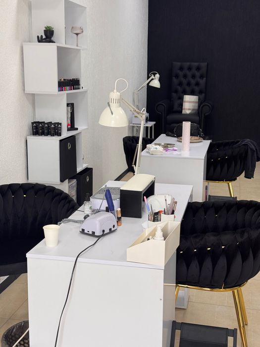 Оренда місця майстра манікюру 4000 т.грн