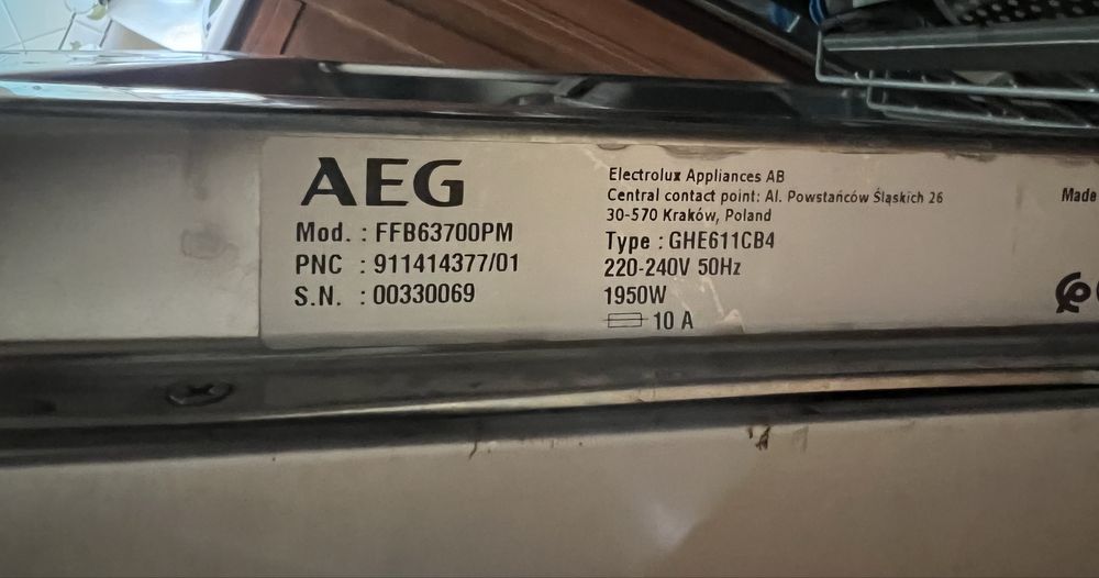 Máquina louça AEG
