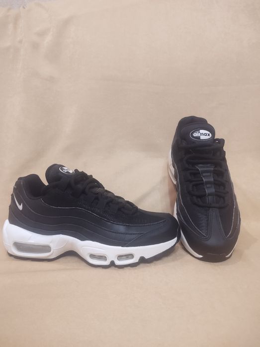 Nike Air Max 95 Essential