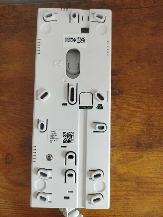 Telefone porteiro Fermax