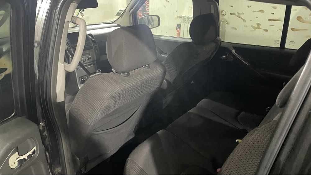 Nissan Pathfinder 2006 2.5 diesel
