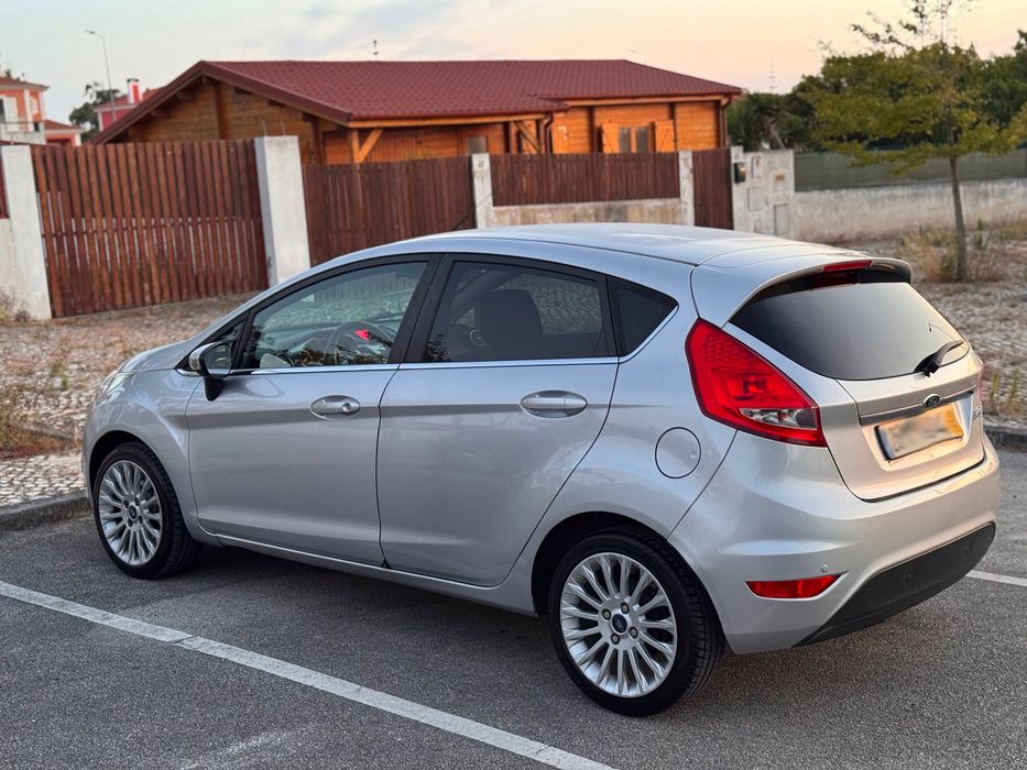 Ford Fiesta — fotografia 3