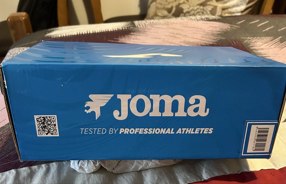 Chuteiras da Joma Novas en caixa