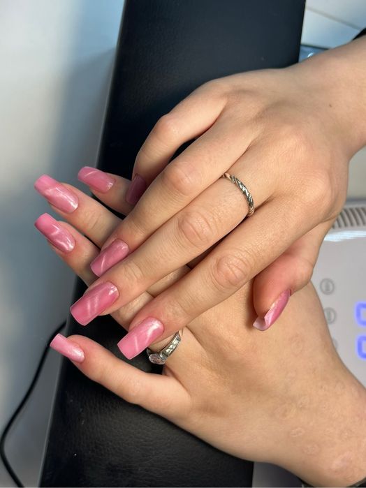 Шукаю модель на манікюр