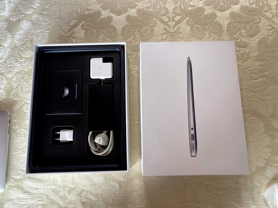 MacBook Air 13" (2015) - i5, 8GB RAM - Funcional (Ler descrição)