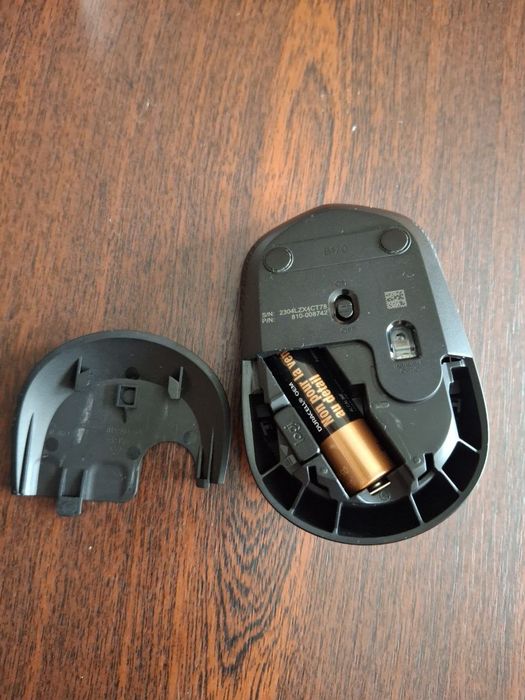 Бездротова миша Logitech B170 — майже як нова, з приймачем