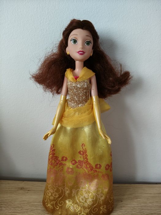 Lalka Disney Bella z Piękna i bestia