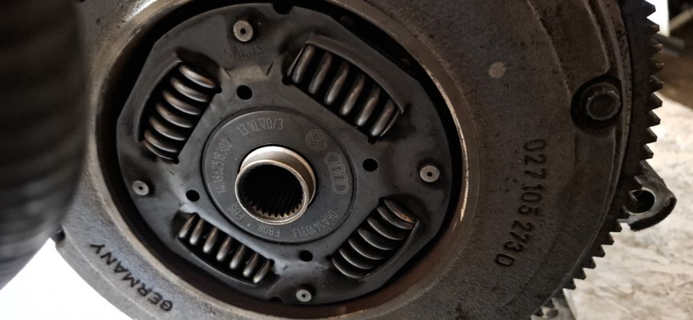 Мотор двигун двигатель AVU Vw Golf 4 Audi A3 Skoda Octavia 1.6 8V