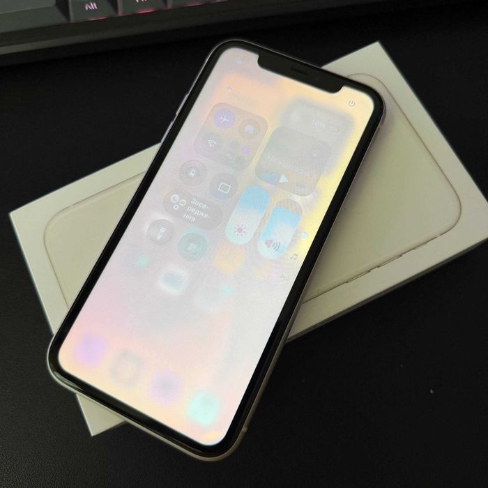 iPhone 11 128 GB айфон 11 White физ. SIM