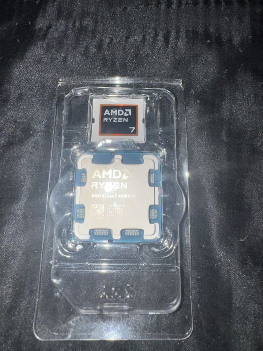 procesor AMD Ryzen 7 9800X3D