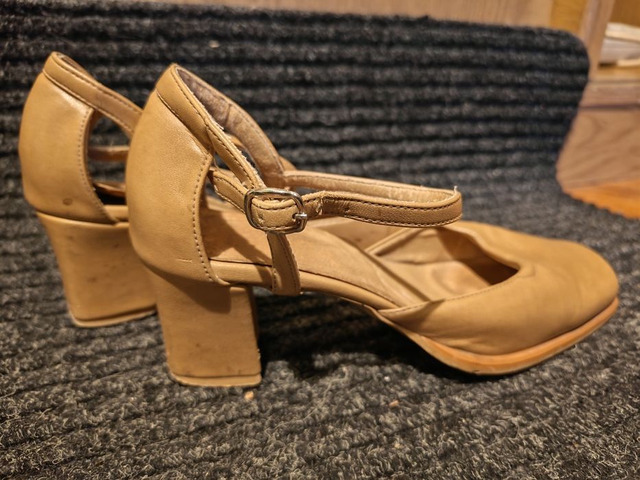 Buty eleganckie na stabilnym obcasie rozmiar 37