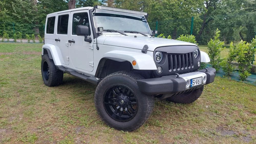 Jeep Wrangler SAHARA 3.6V6 LPG Penta Star Fox Led 35" R20 Zamiana