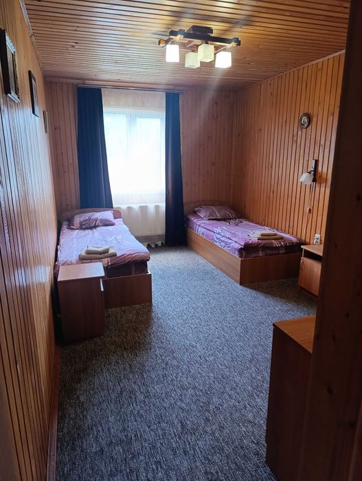 Садиба - котедж "Пролісок" в с. Яблуниця біля Буковелю.