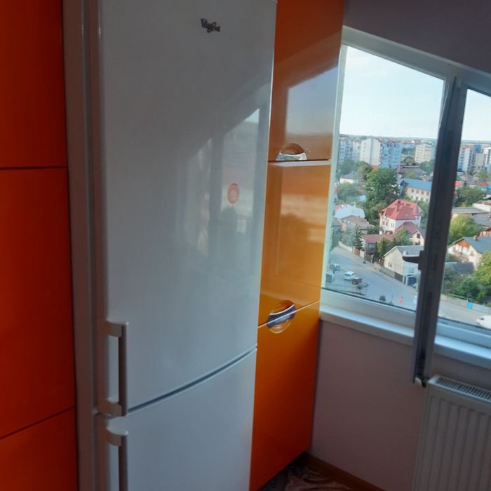 Здаю  подобово. КВАРТИРУ   велику центр Мазепи    !!! Погодинно