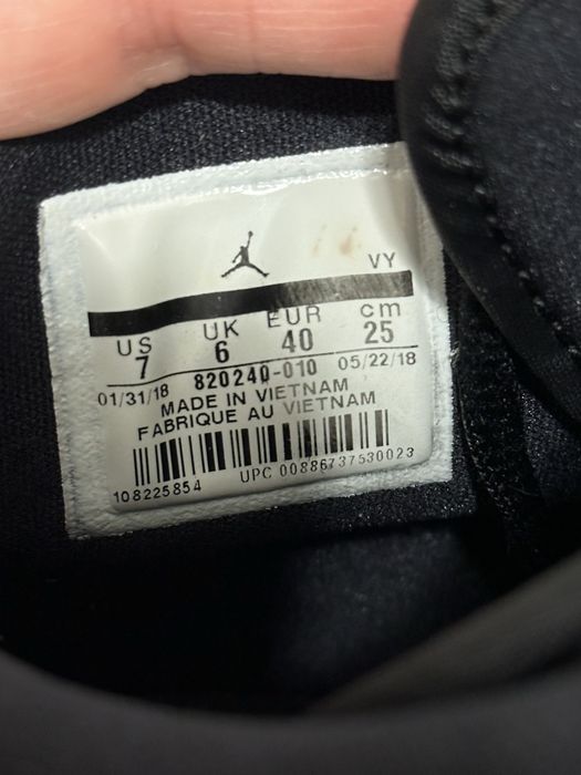 Czarne Sneakersy Nike Air Jordan Excutive Triple Black