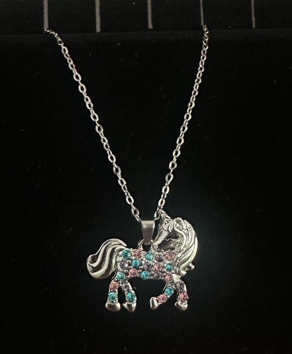 Colar Unicórnio super giro