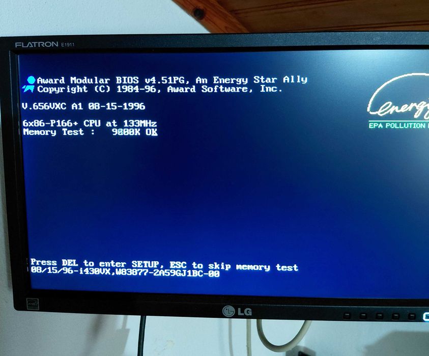 Bundle Motherboard socket 7, CPU Cyrix P166, RAM e VGA