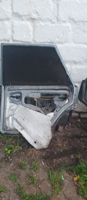 Продам двері під ремонт