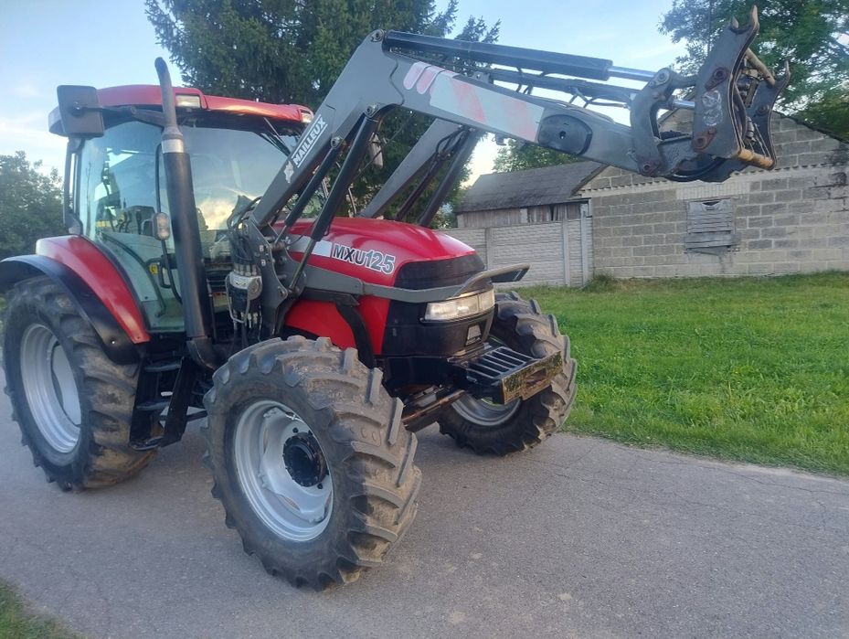 Ciągnik case MXU 125 tur