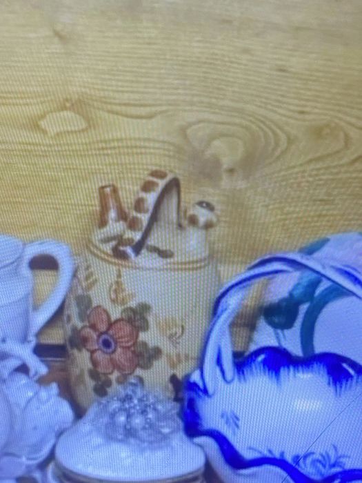 Vendo varias pecas de louca variada mais de 250