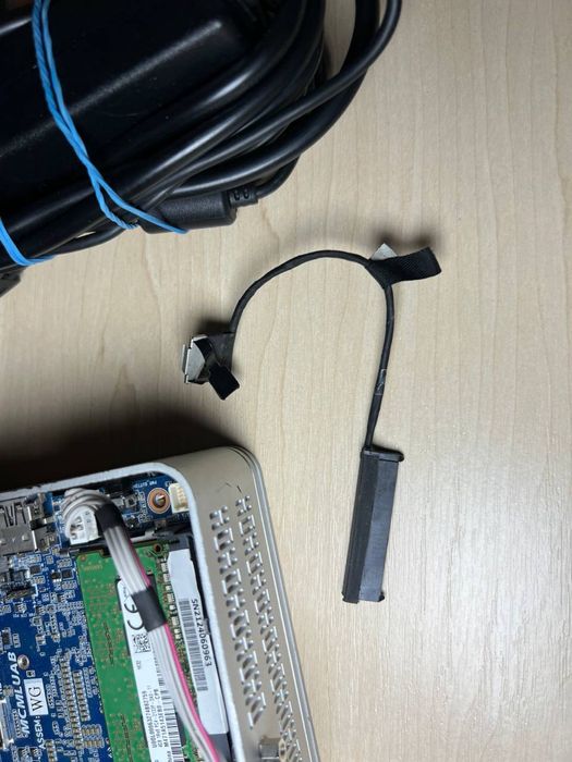 Terra PC Micro 6000 v4 i5 10210U DDR4 4GB SSD 128GB БУ