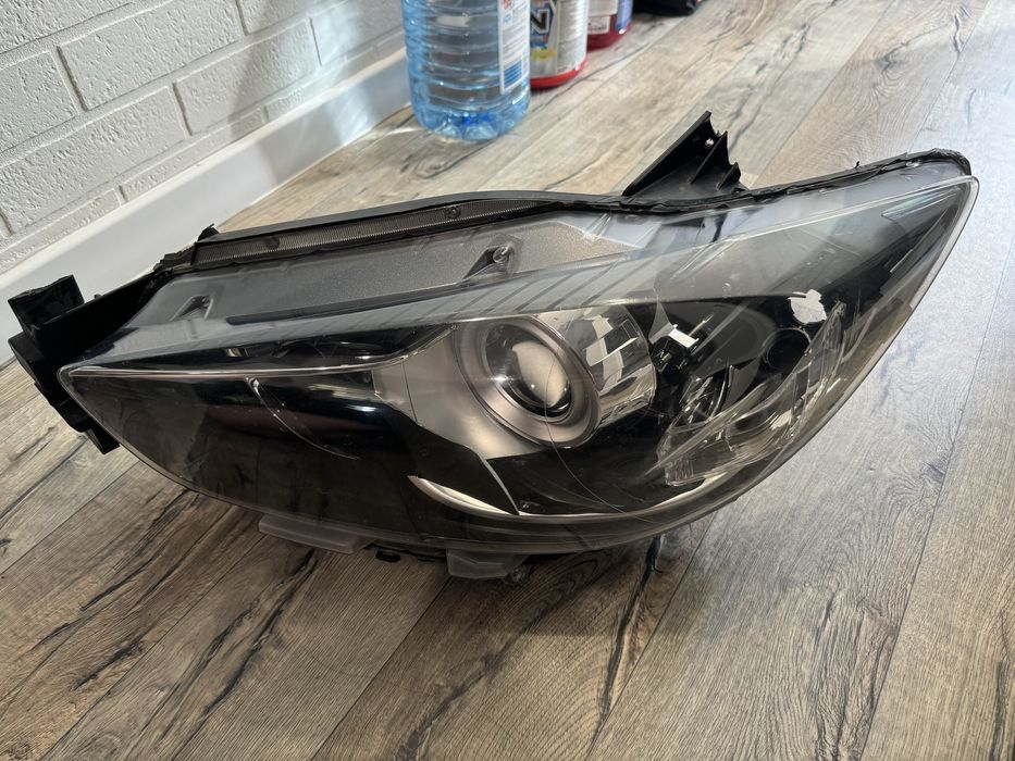 Фара ліва mazda cx5 2012 європа, під відновлення