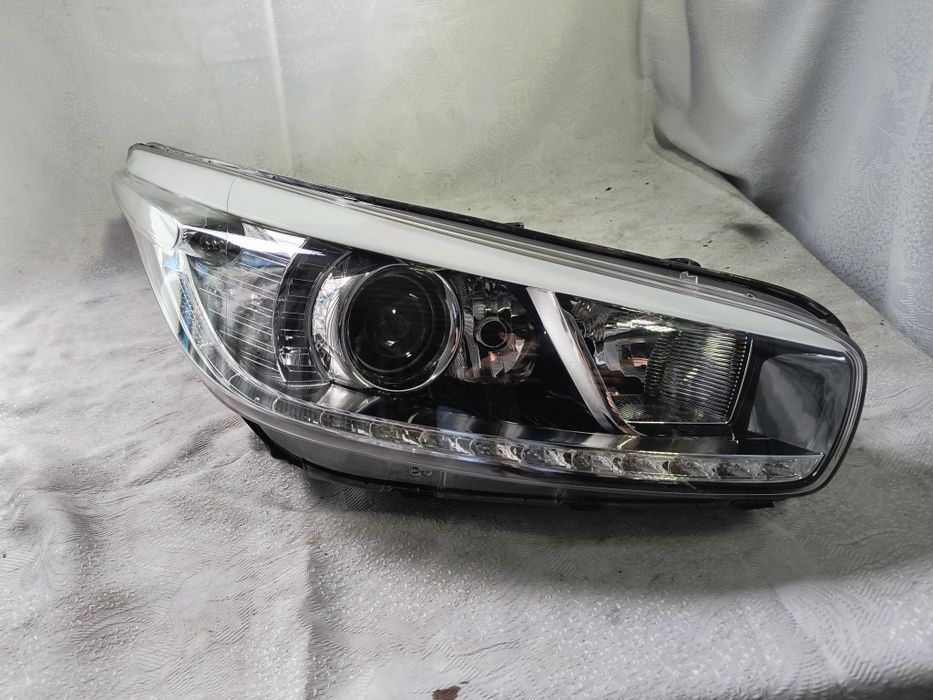 Lampa prawa Kia cee'd ceed II Lift Europa reflektor przedni prawy