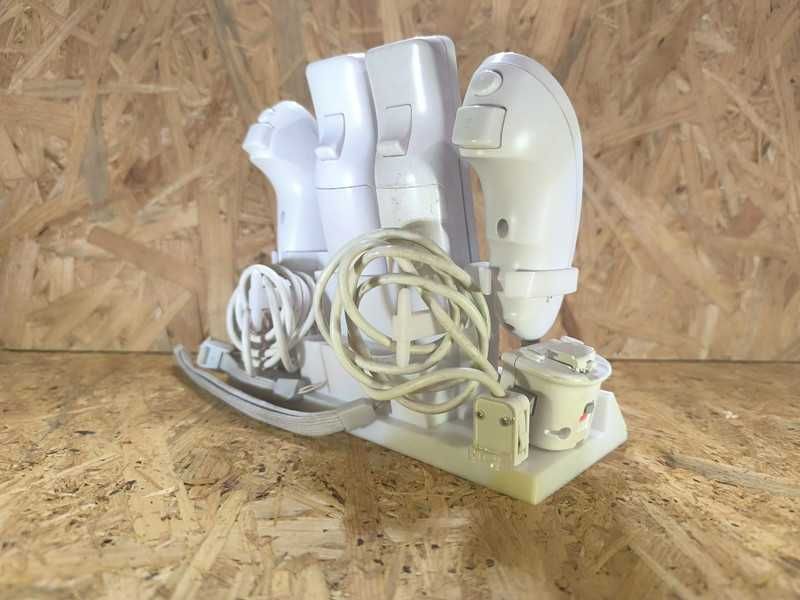 Nintendo Wii Controller Stand64729960900097122