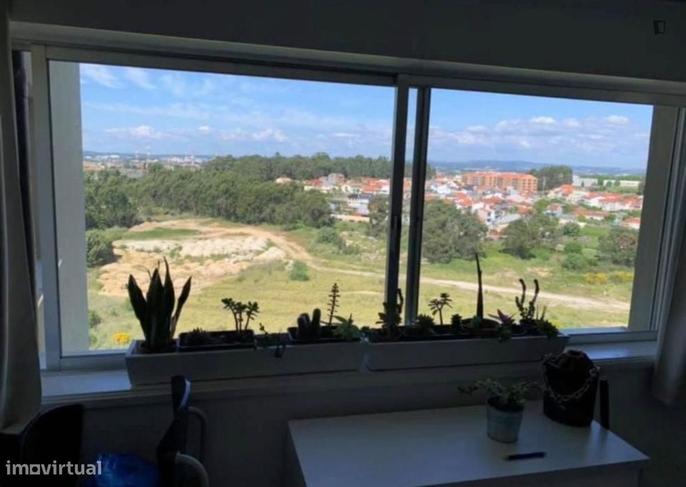 Apartamento com 1 quartos - localizado em Senhora da Hora Porto