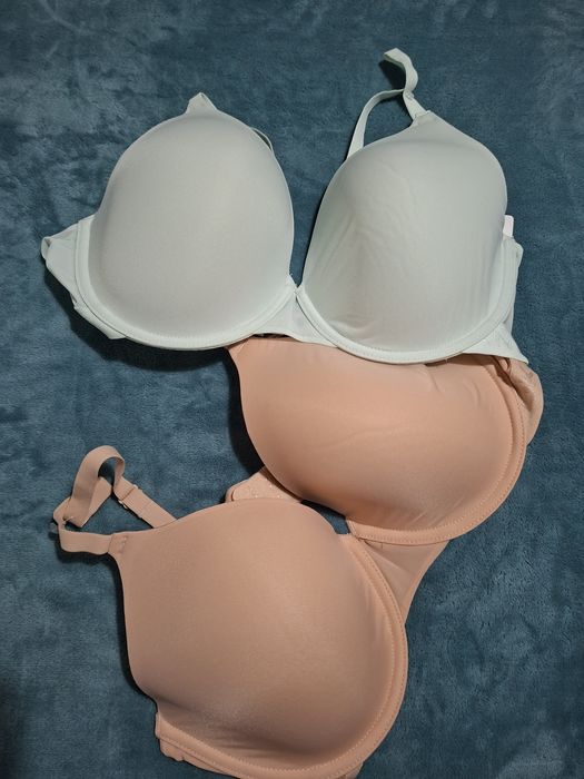 DKNY sliczne staniki 38 d czyli 85 d