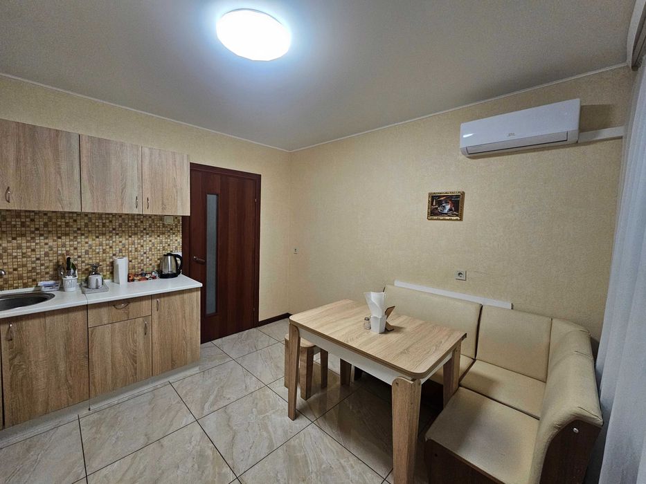 Продаж квартири 98 м з ремонтом. ЖК Крістер Град, Данченка 1, БЕЗ %