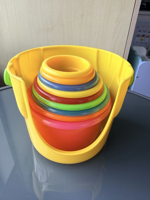 Jogo de peças coloridas para encaixar