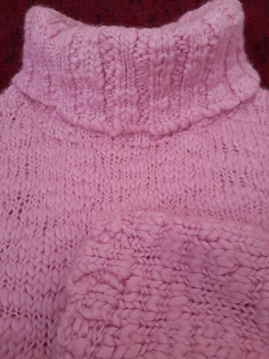 sweter  damski różowy wełna