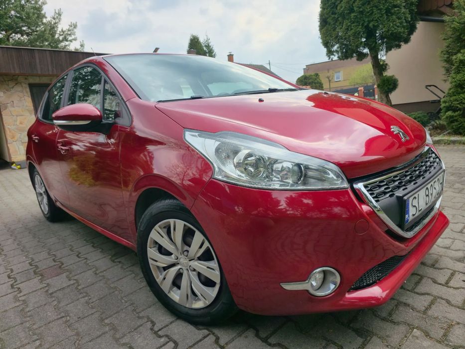 Peugeot 208 Peugot 208 2013 r. SALON POLSKA