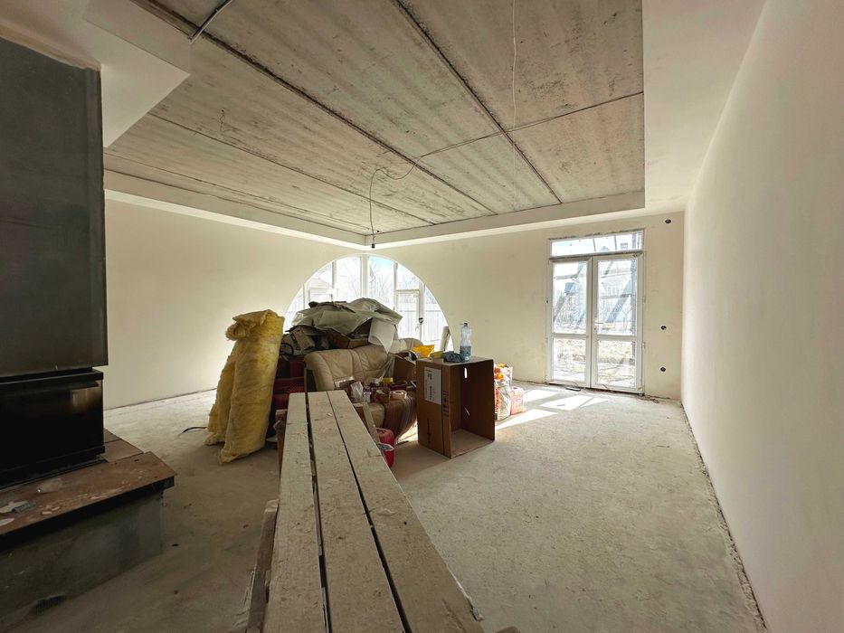 Продаж новозбудованого будинку