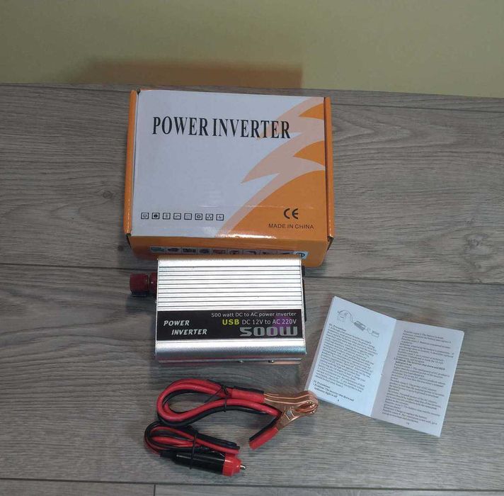 Перетворювач напруги інвертор 12 на 220V для дому