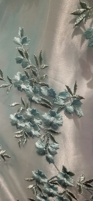 Продам вечірню   сукню