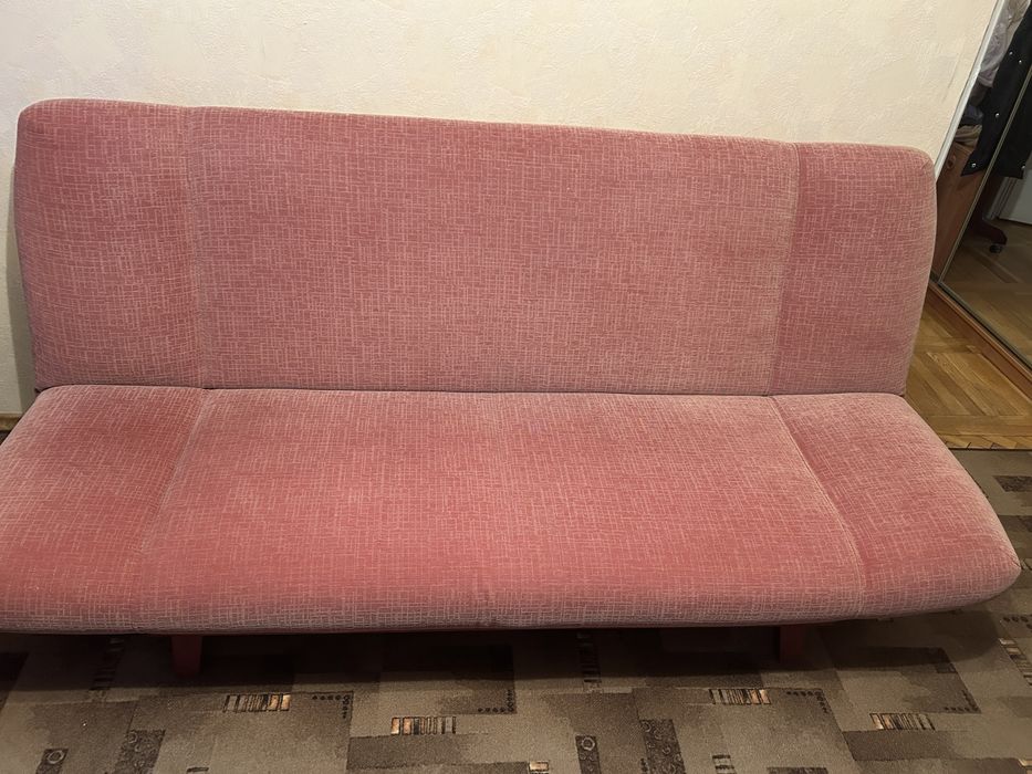 Kanapa rozkładana z fotelami do kompletu