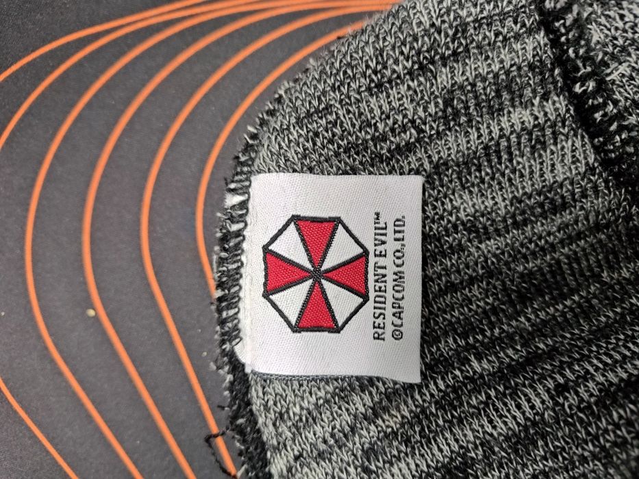 Czapka umbrella corp