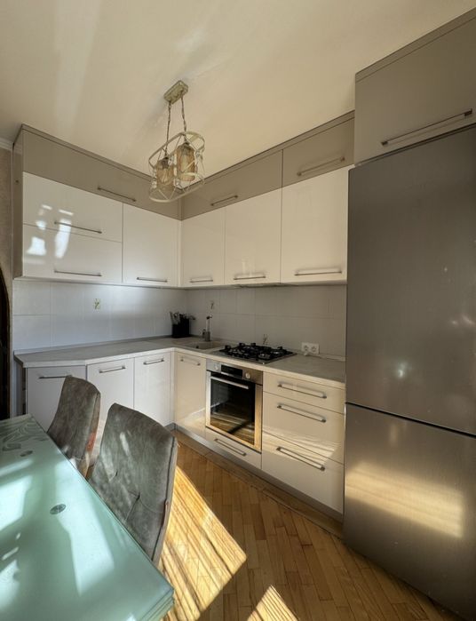 Продаж 2 кімнатної квартири з ремонтом на Сихові по вулиці Освицька.