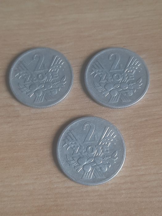 Monety 2zł z wizerunkiem jagod-3szt.