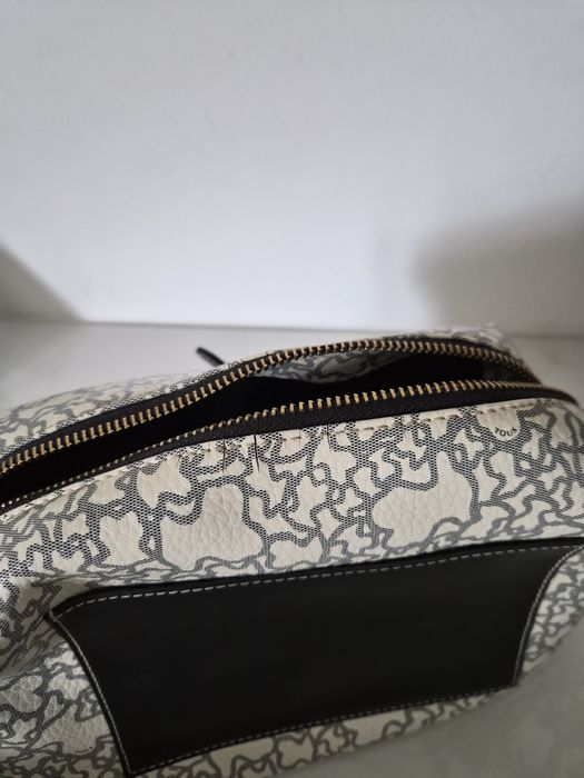 Mala Tous  a tiracolo Kaos