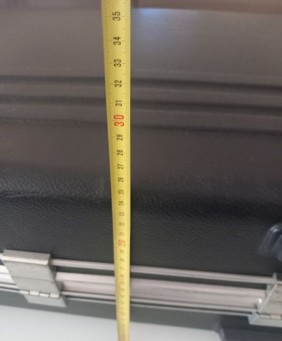Mala rigida com rodas