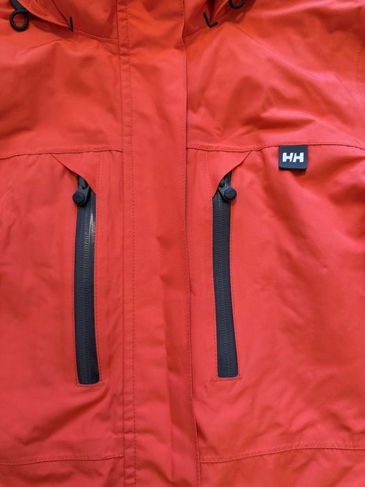 Жіноча мембранна куртка / дощовик helly hansen