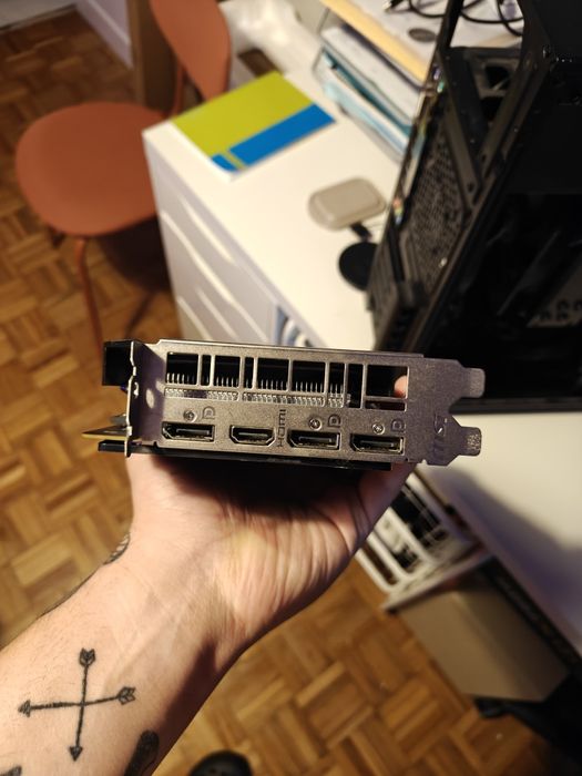 MSI GeForce RTX 2060 – Excelente estado