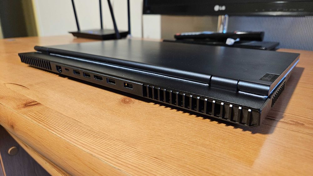 Laptop Lenovo Legion 5 15ACH6H 165Hz 5800H RTX3060 1TB WIN 11 TGP130W!