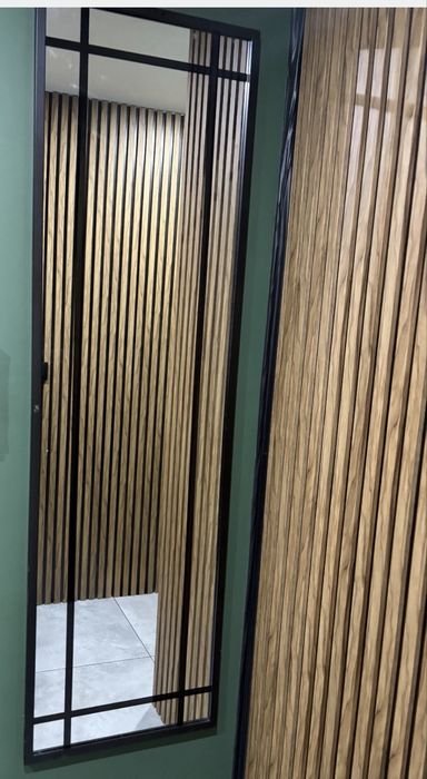 Lustro wiszące czarne