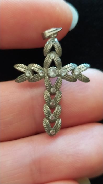 Cruz de ouro branco